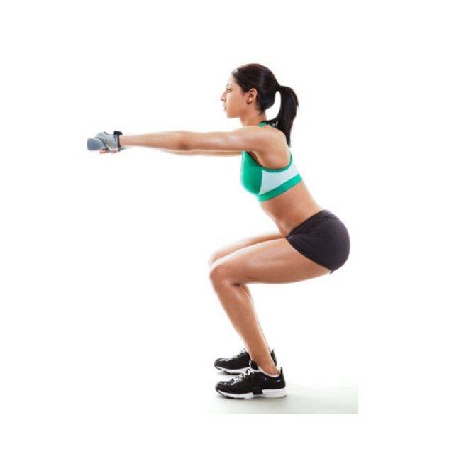 Как правильно приседать?