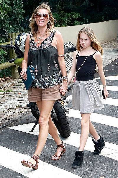 Kate Moss and Lila Grace get a Bird's Eye View of Rio **NO UK**