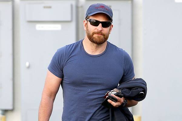 Bradley Cooper shows off his new Bulky Look **USA ONLY**