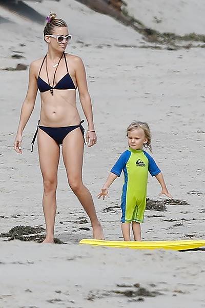 EXCLUSIVE: Kate Hudson having fun on the beach with her son in Malibu