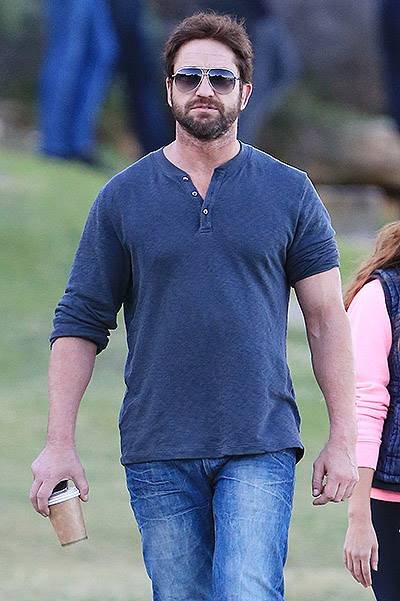 Gerard Butler spotted with a mystery girl in Bondi