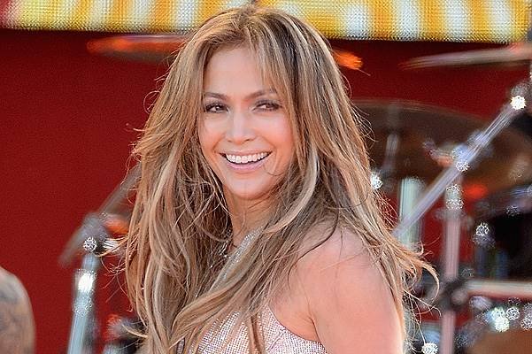 Jennifer Lopez Performs On ABC's "Good Morning America"