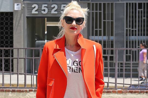 Gwen Stefani starts off her week with a trip to her favorite Acupuncture Clinic