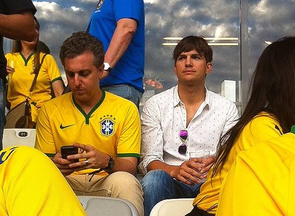Ashton Kutcher watches Germany enjoy greatest half hour in World Cup history!