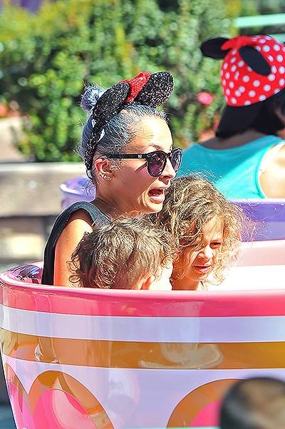 Nicole Richie spends quality time with her children at Disneyland