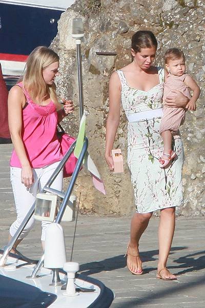 Roman Abramovich seen with his girlfriend Dasha Zhukova and children in Portofino