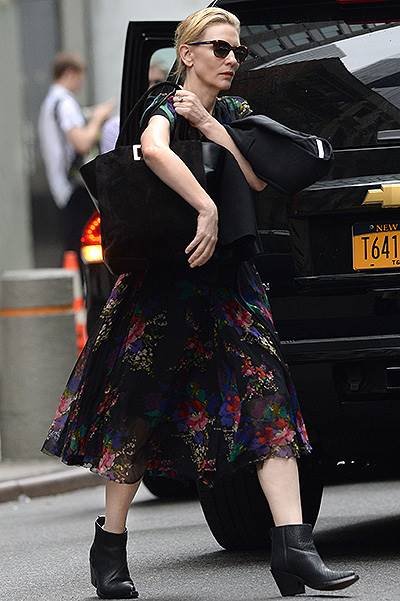 Cate Blanchett walked to rehearsals for "The Maids" in Manhattan