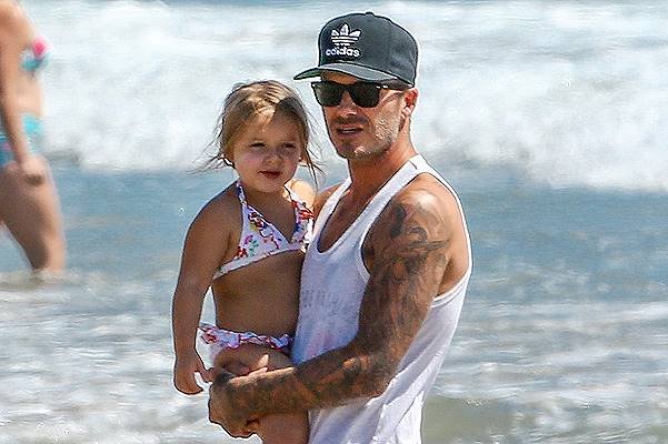 *EXCLUSIVE* David Beckham has a fun day at the beach - Part 2