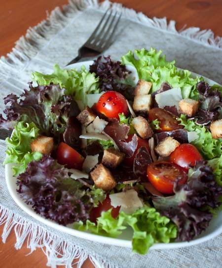 basturma-tomato-salad