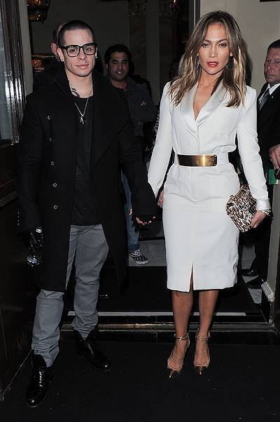 Jennifer Lopez holding hands with her boyfriend Casper Smart as they leave their London hotel Featuring: Jennifer Lopez,Casper Smart Where: London, England, United Kingdom When: 30 May 2013 Credit: Karl Piper/WENN