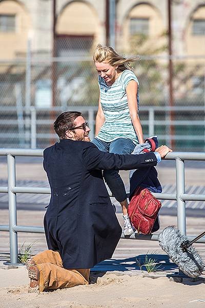 *EXCLUSIVE* Naomi Watts and Jake Gyllenhaal are lovebirds on the set of 'Demolition'