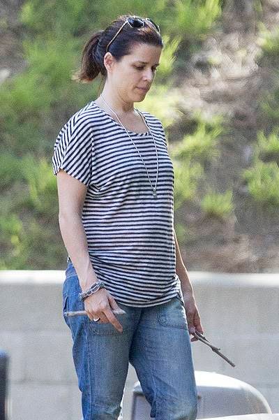 EXCLUSIVE: Could Neve Campbell be expecting her second child? (BLURRED)