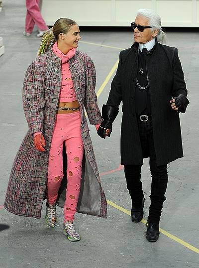 Chanel: Runway - Paris Fashion Week Womenswear Fall/Winter 2014-2015