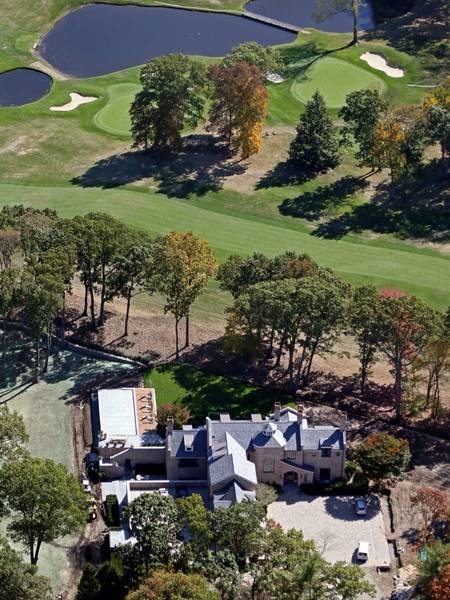 EXCLUSIVE: Gisele Bundchen and Tom Brady are fully moved into their new Boston mansion