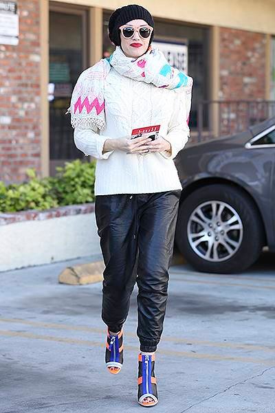 Gwen Stefani is seen leaving an acupuncture clinic in Koreatown, CA